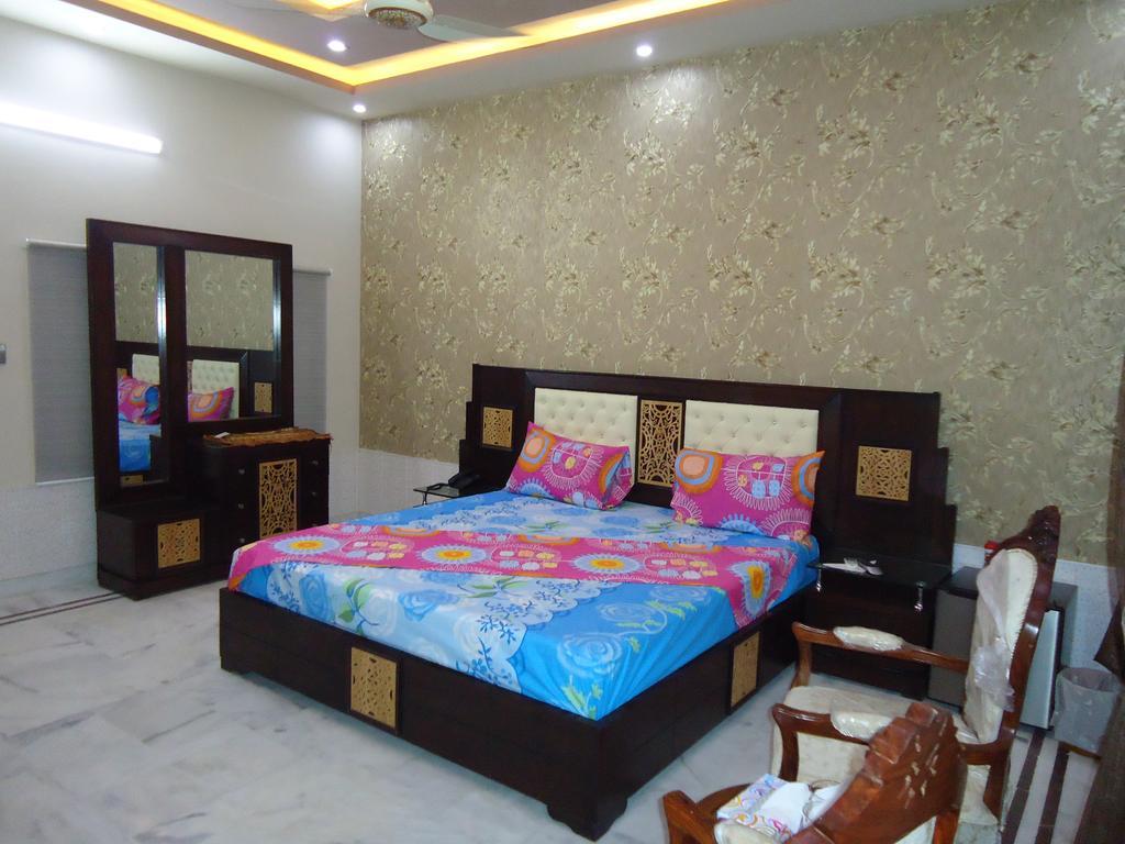 Patel Residency Guest House Karachi Exterior photo