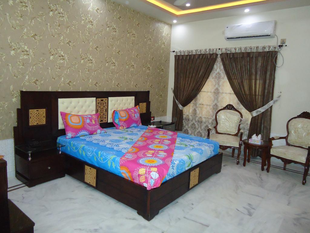 Patel Residency Guest House Karachi Exterior photo