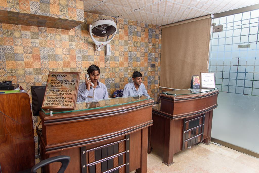 Patel Residency Guest House Karachi Exterior photo
